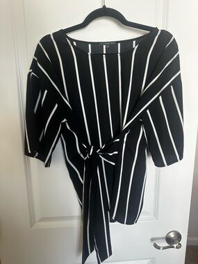 West Kei Black and White Vertical Stripe Tie-Front Top